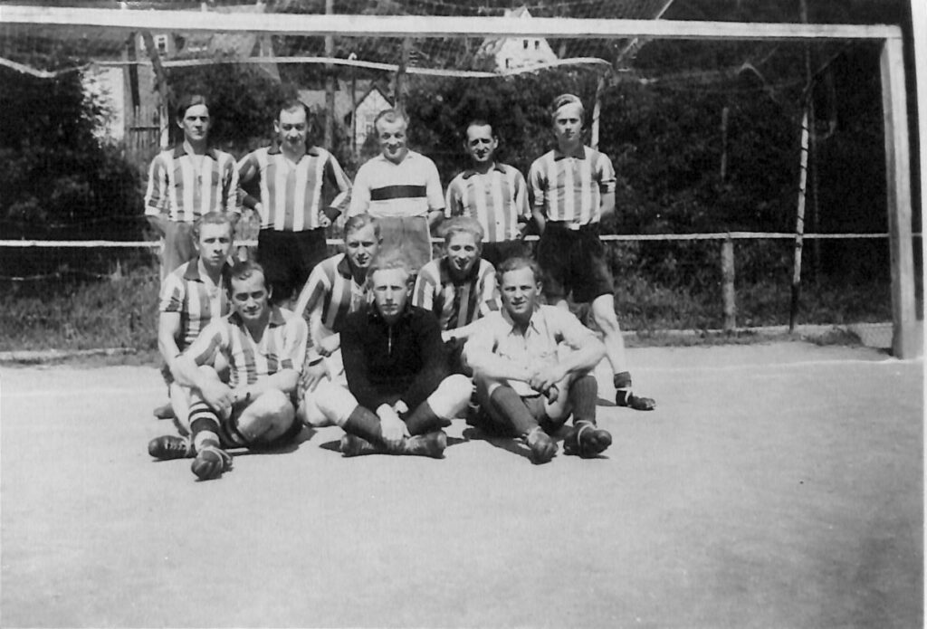 Mannschaftsfoto Westfalia Haarbrück von 1950